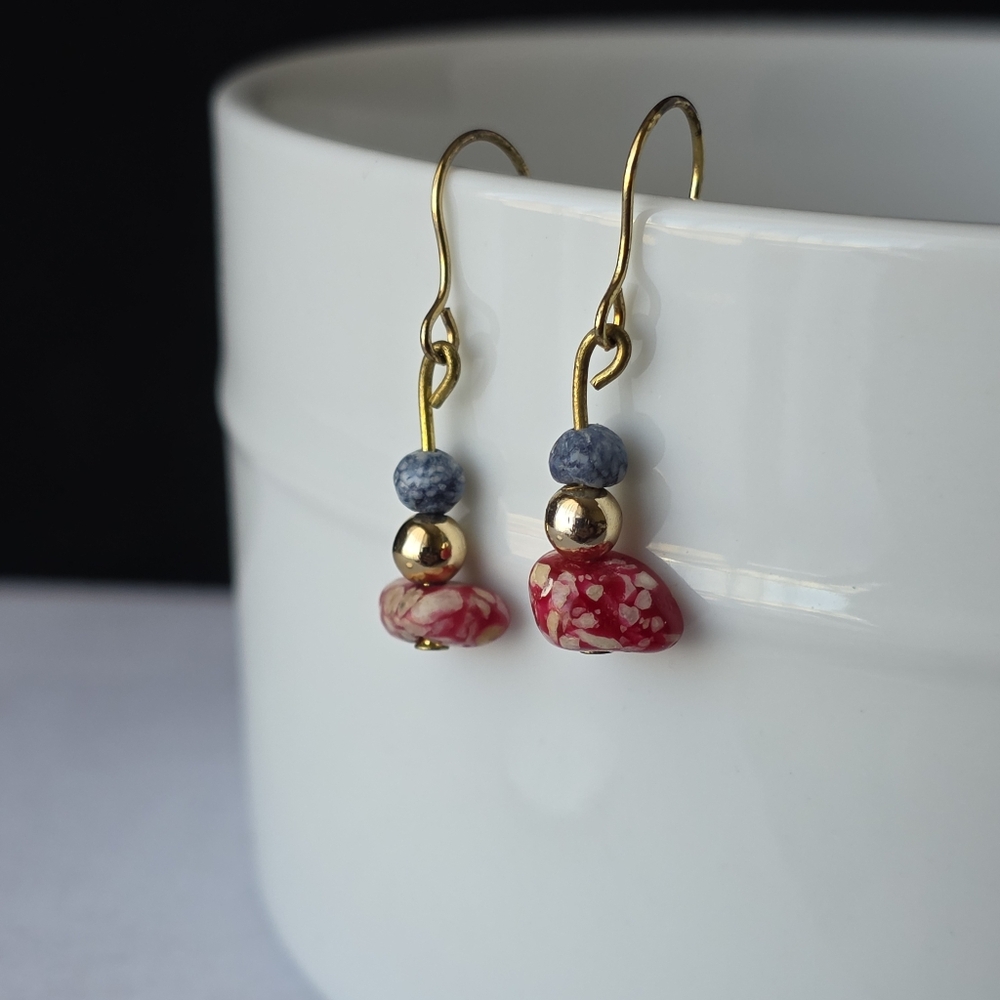 Handmade Beaded Earrings Gold Tone Dangle